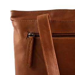 The Chesterfield Brand Bonn -Boutique-Taschenladen Chesterfield Brand Bonn cognac detail 600x600