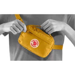 FJÄLLRÄVEN Kånken Hip Pack -Boutique-Taschenladen Kanken Hip Pack 23796 160 F MODEL FJR5IKrC0LkZHnpi 600x600